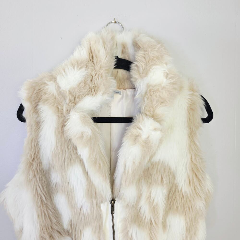 Vintage Charlotte Russe Y2K Faux Fur Vest Large Cream Zip Front Glam Snow Bunny - Picture 9 of 15